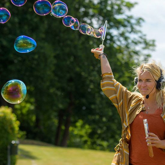 Bild på Summer Tour - EMILIA LÖF KARLSSON - Carl Larssons Hage - 20 juli - Varberg